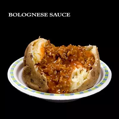 gebackene Kartoffel mit Bolognesesauce gebackene Kartoffel mit Bolognesesauce